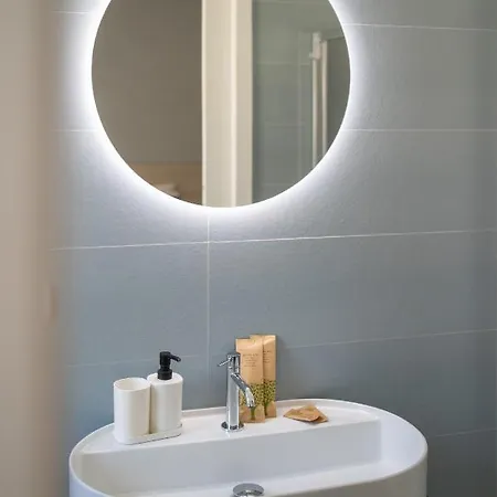 Dragonfly 招待所 Motta Montecorvino